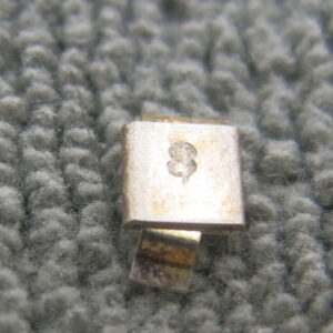 J 602-8, Metal-Cased Mica Capacitor, 8pF