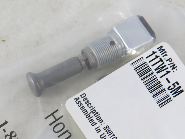 11TW1-5M, Toggle Switch, SPDT